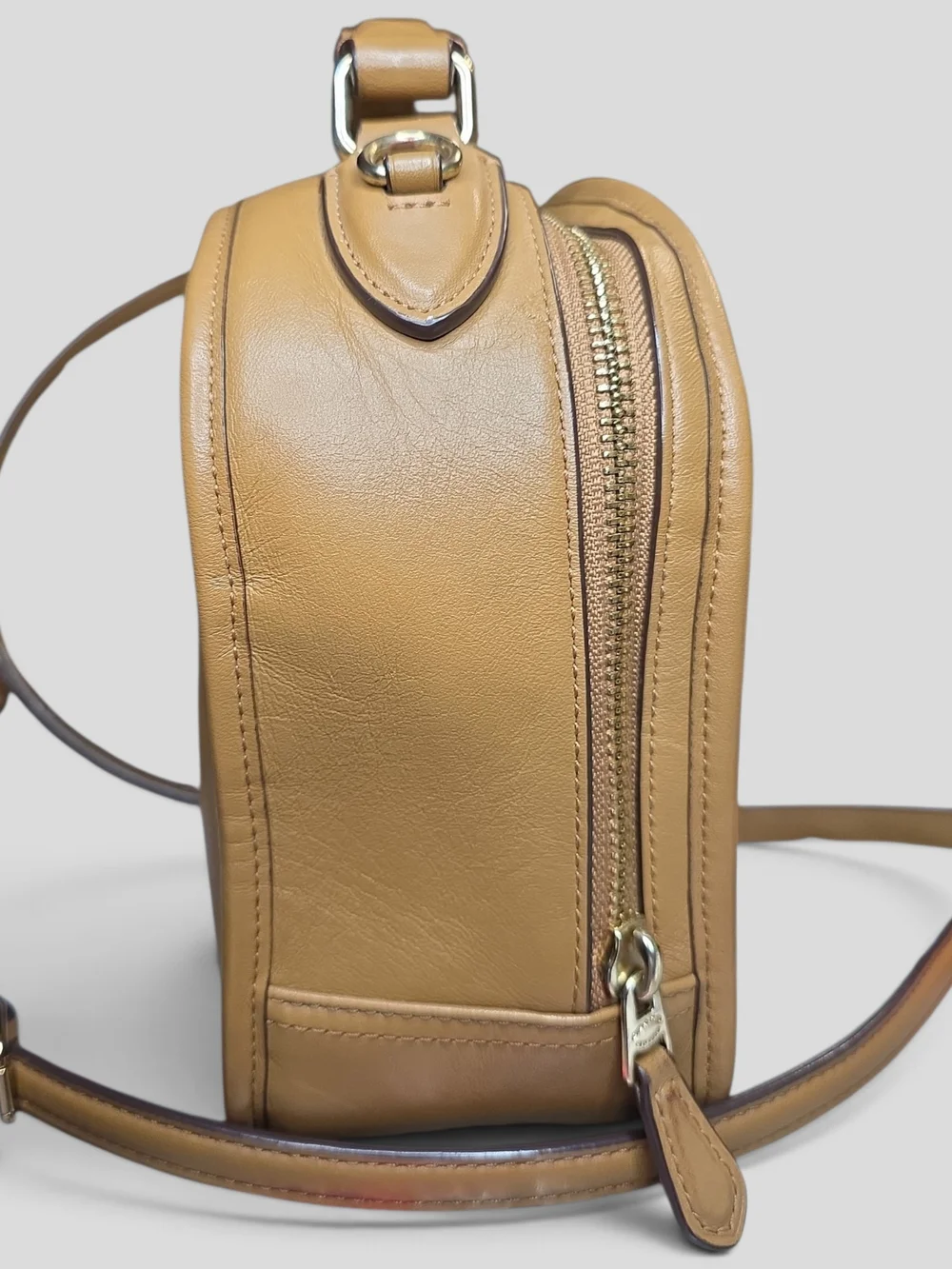 COACH Retro Re-Edition Lunch Pail Top Handle/Crossbody with DUSTBAG EUC 2019